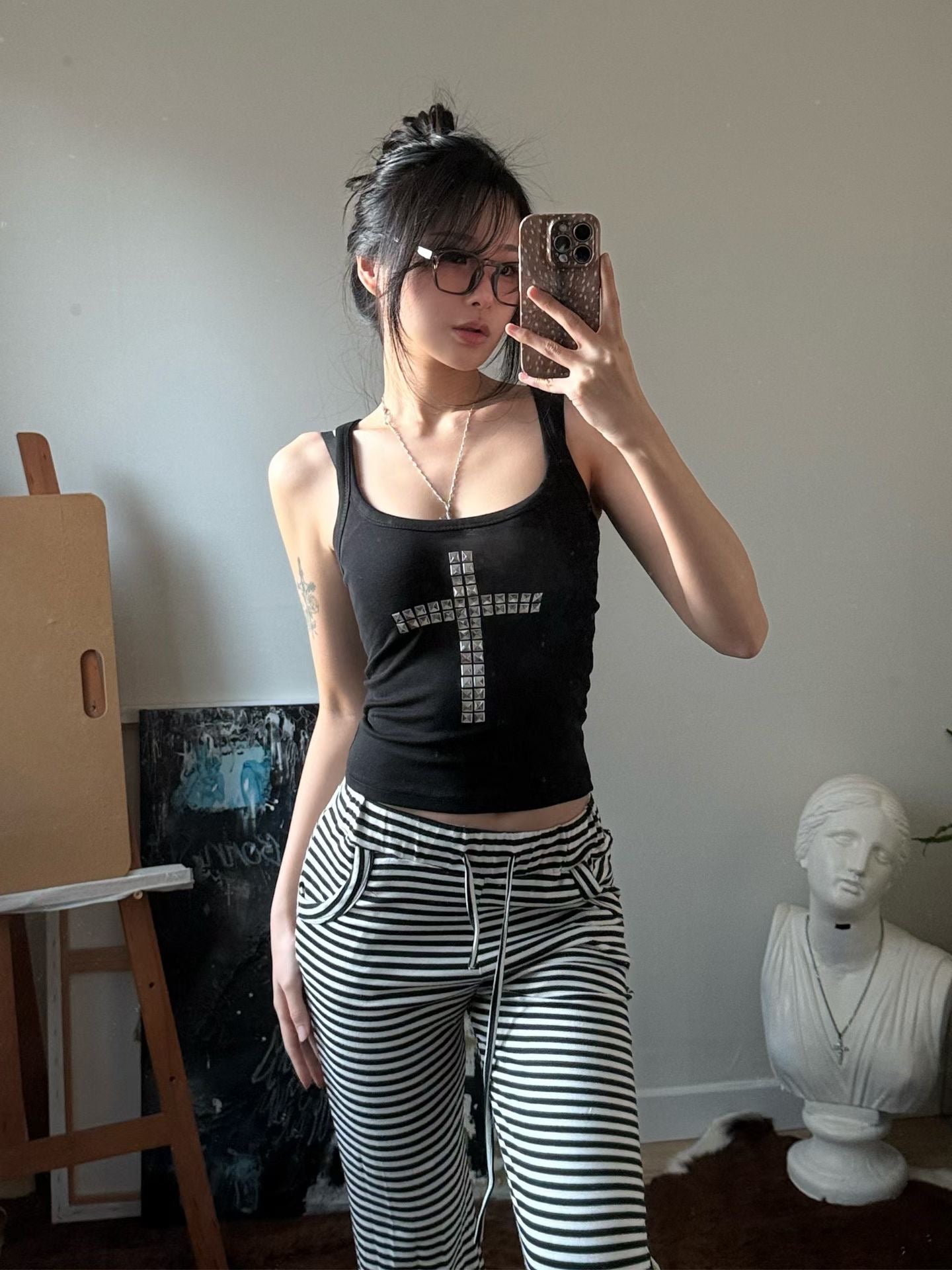 鉚釘十字架吊帶 Rivet Cross Strap Top
