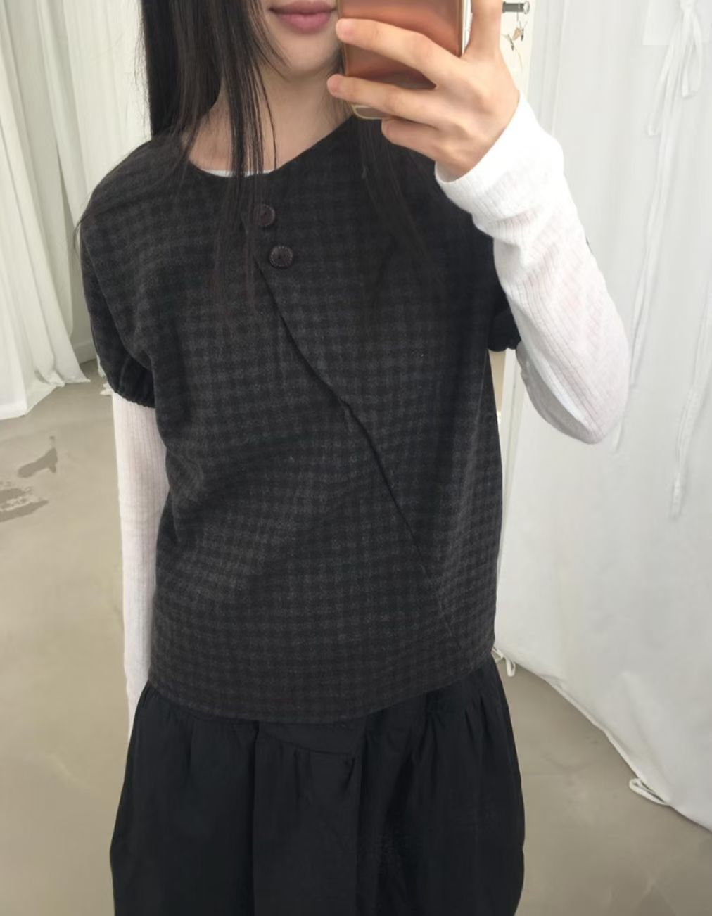 格仔鈕扣上衣 Checkered Button Blouse