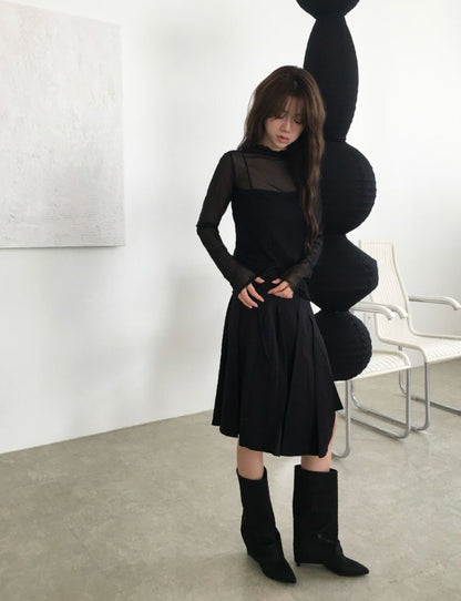 透膚木耳邊打底衫  Ruffled Trim Sheer Top