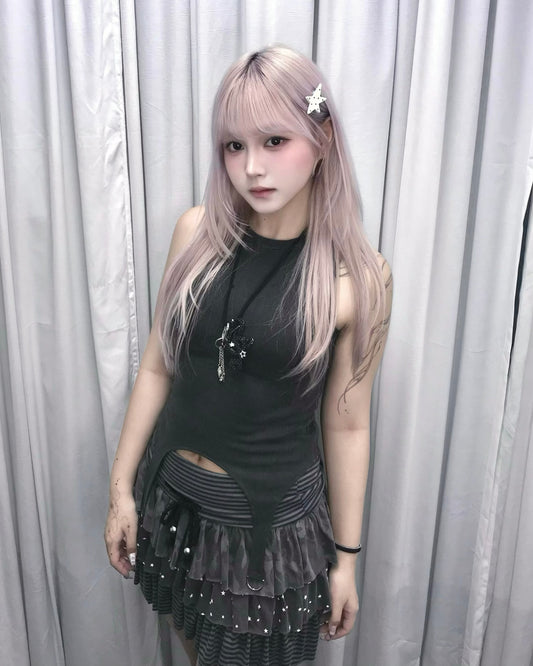 純色金屬扣下襬修身背心 Metal Buckle Hem Fitted Tank Top
