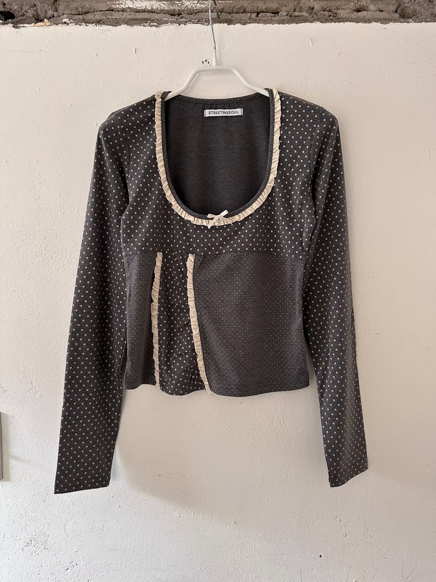 蕾絲波點拼接上衣 Polka Dot Lace Patchwork Top