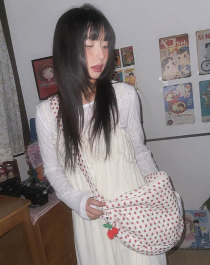 草莓印花斜挎袋 Strawberry Print Crossbody Bag