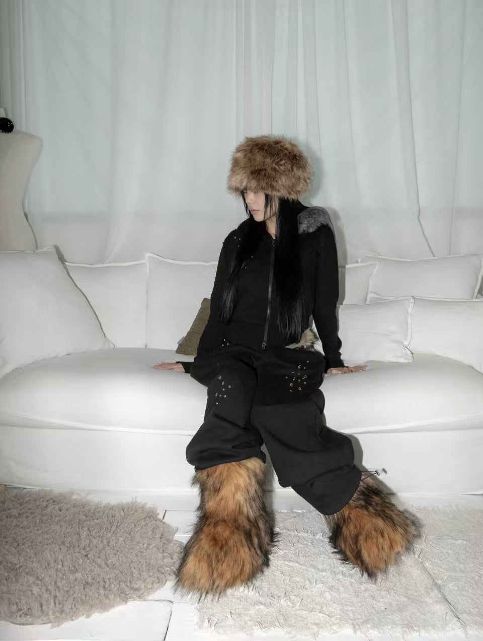 毛領鉚釘外套 Studded Fur Collar Jacket