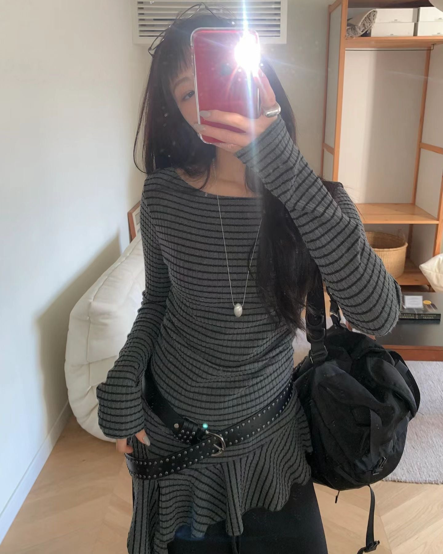 條紋不規則下擺長袖上衣 Striped Asymmetrical Hem Long Sleeve Top