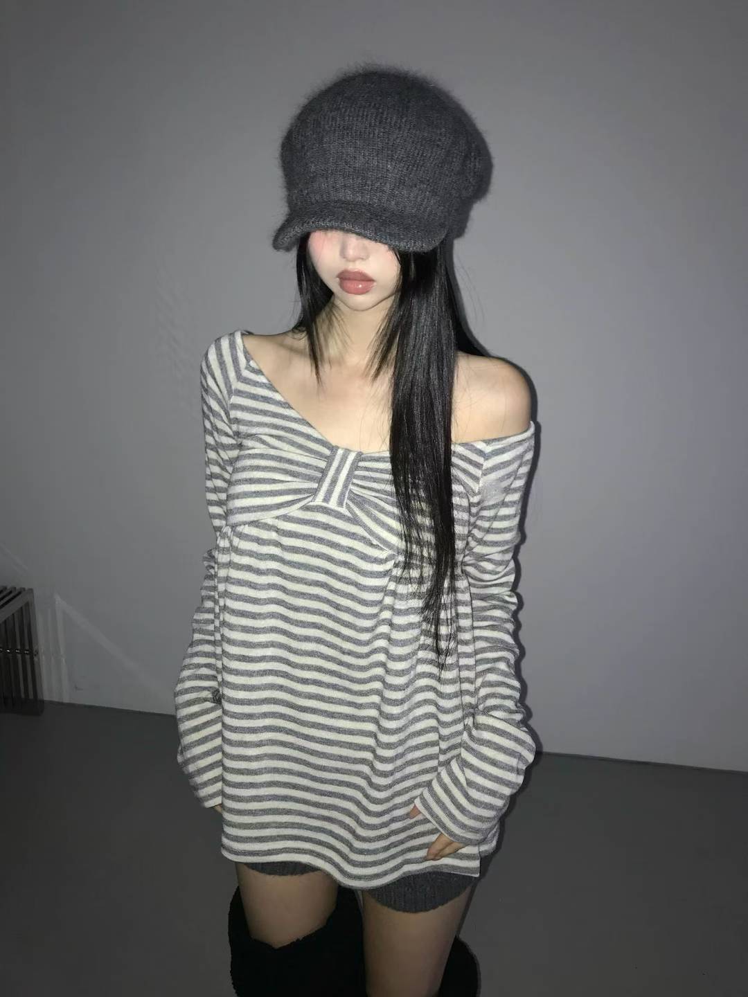 蝴蝶結條紋一字肩 Striped Off-Shoulder Bow Top