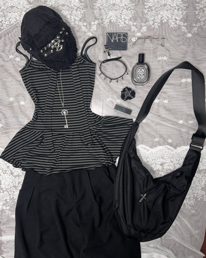 條紋掛頸裙擺吊帶 Striped Halterneck Vest