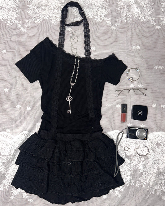 蕾絲掛頸露肩上衣 Halter Neck Lace Off-Shoulder Top