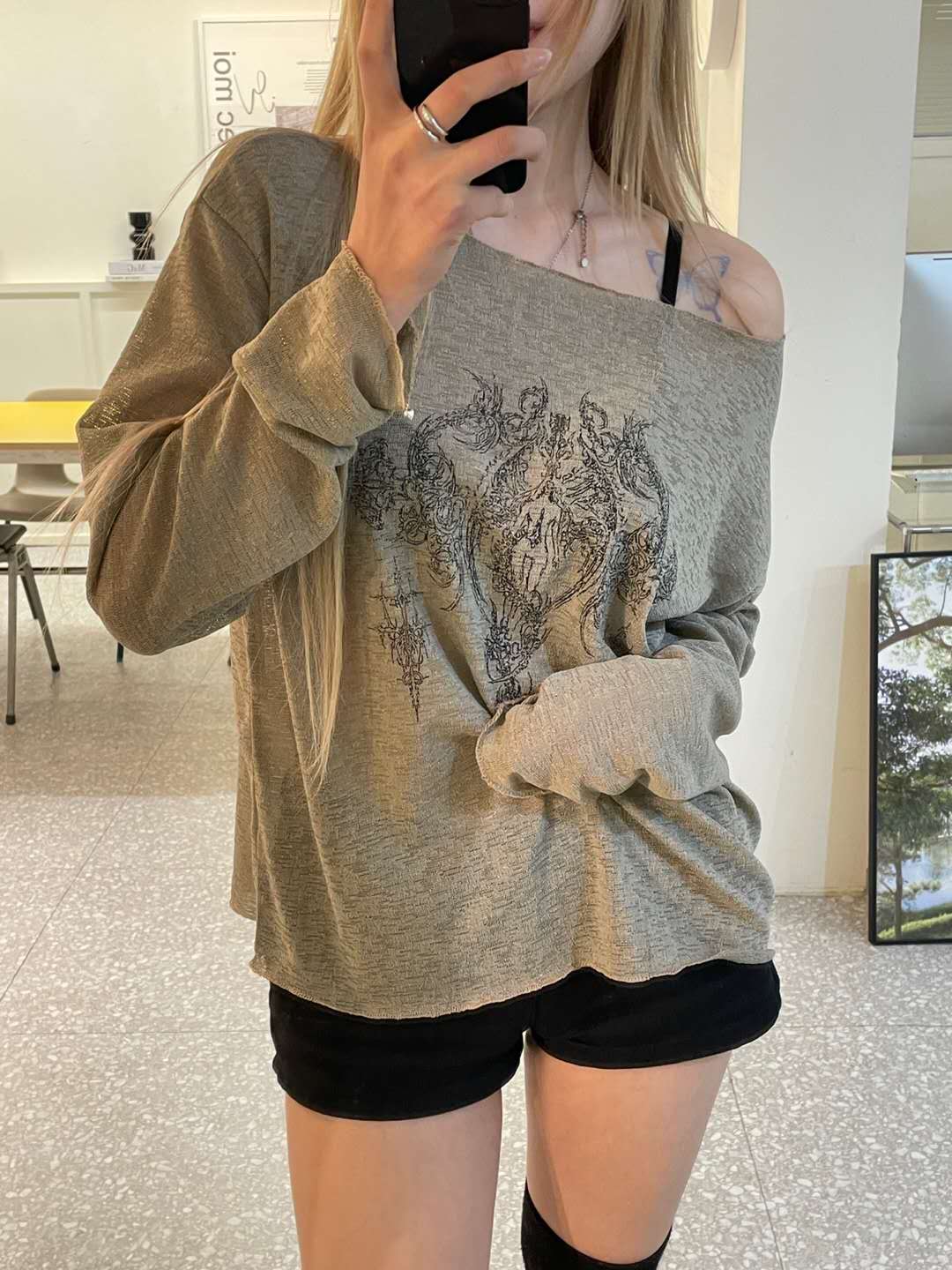 手繪圖騰罩衫